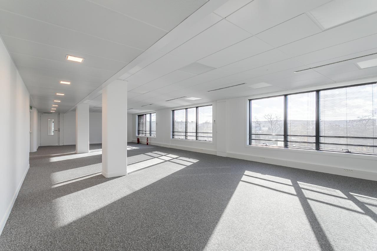 Bureau Rueil-Malmaison 7250m² Location bureau Rueil-Malmaison Hauts-de-Seine OLBUR2100381 7